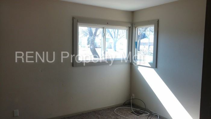 6328 W Nash St - Photo 3 of 5