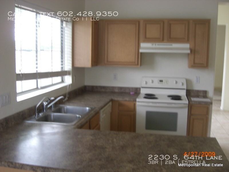 2230 S 64th Ln - Photo 2 of 4