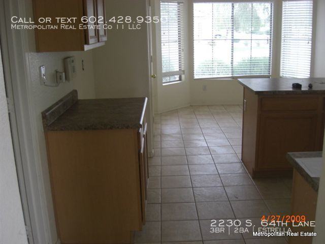 2230 S 64th Ln - Photo 3 of 4