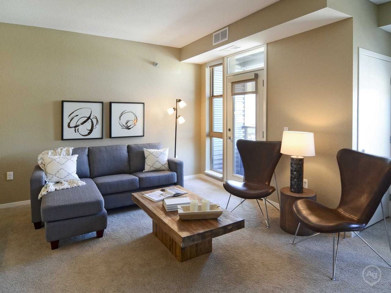 The most inexpensive apartment rentals for rent in North Loop,