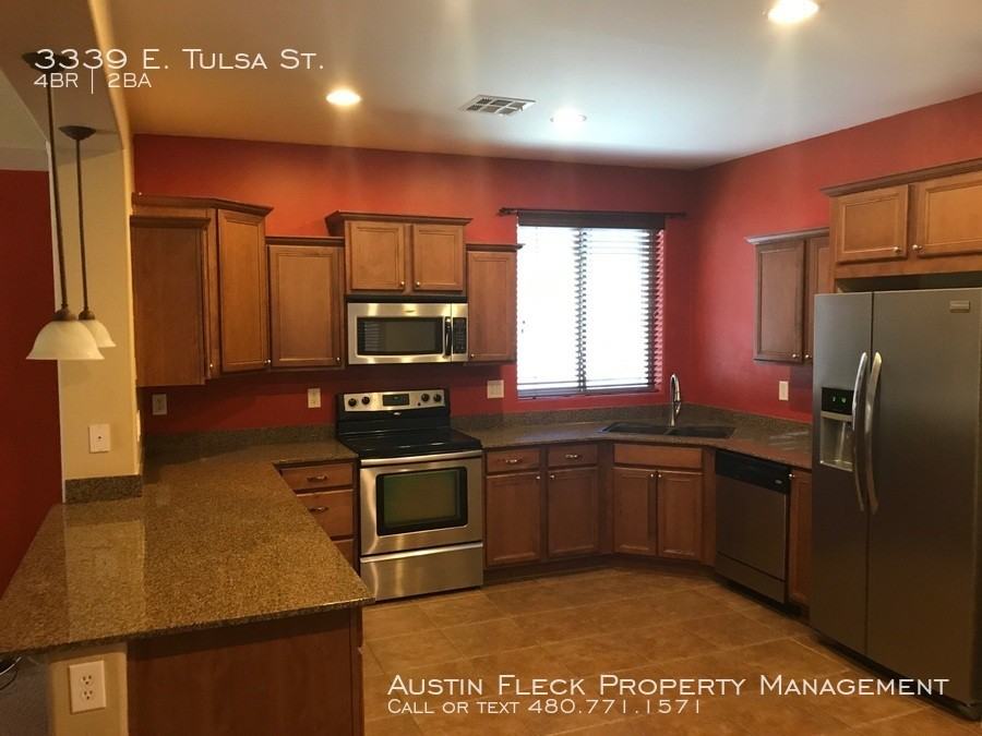 3339 E Tulsa St - Photo 3 of 21
