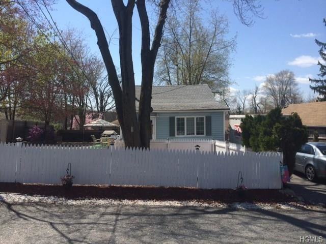 1763 Parmly Rd - Photo 2 of 14