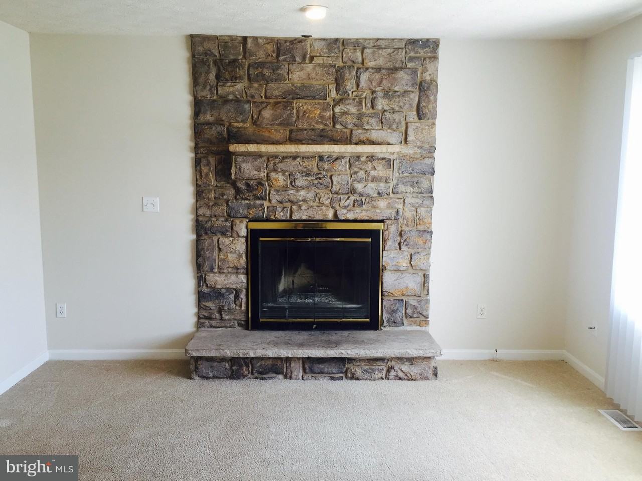 11516 Woodland View Dr - Photo 2 of 7