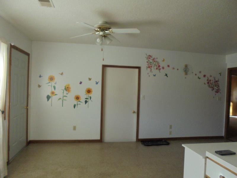 7948 E Cedar Lake Dr - Photo 3 of 10