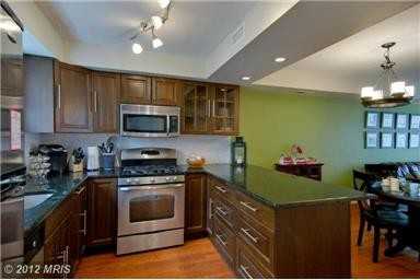 3812 Jason Ave - Photo 3 of 9