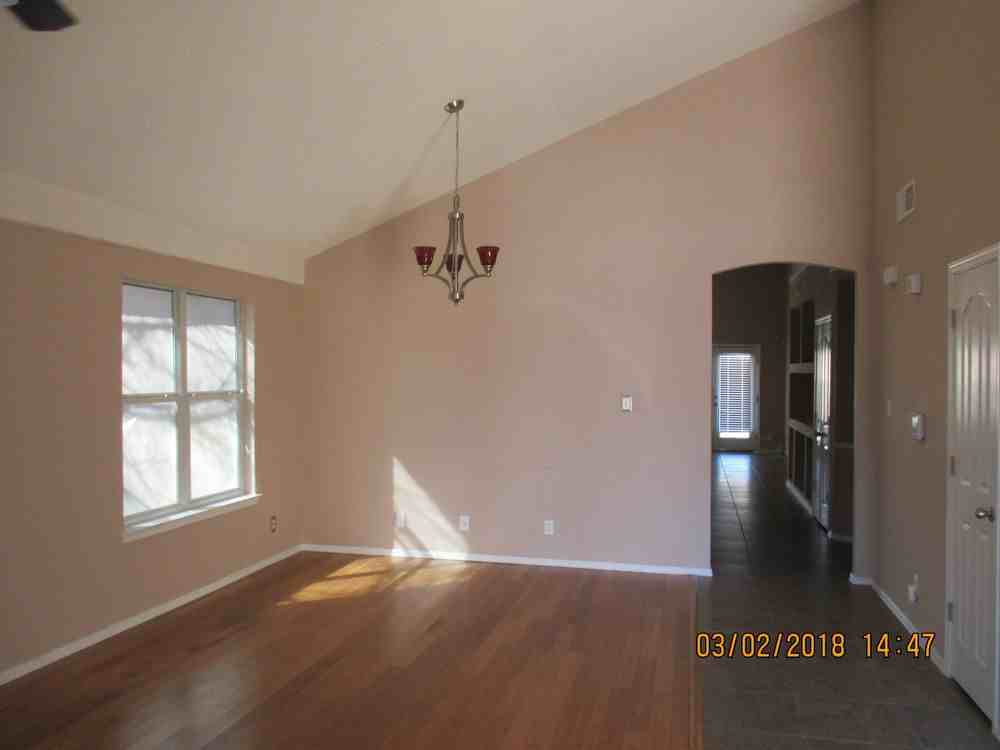 257 Stoneheath Ct - Photo 3 of 14