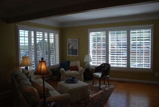 382 Myrtle Pl - Photo 3 of 13