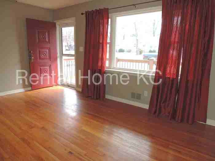 6824 W 72nd Terrace - Photo 2 of 17