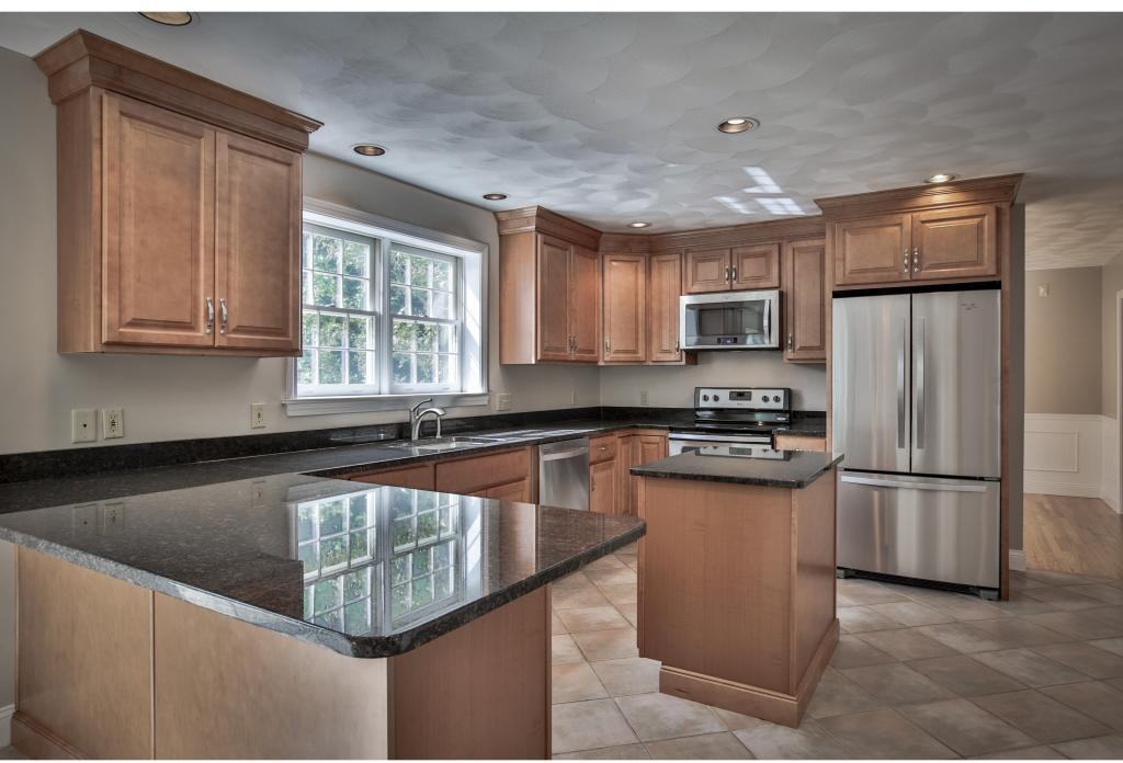 28 Newton Rd - Photo 5 of 16