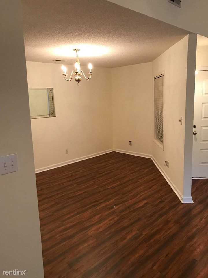 Breezewood  Condo - Photo 3 of 15