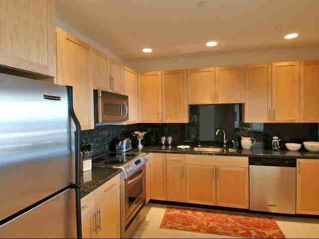 100 Landsdowne St #28