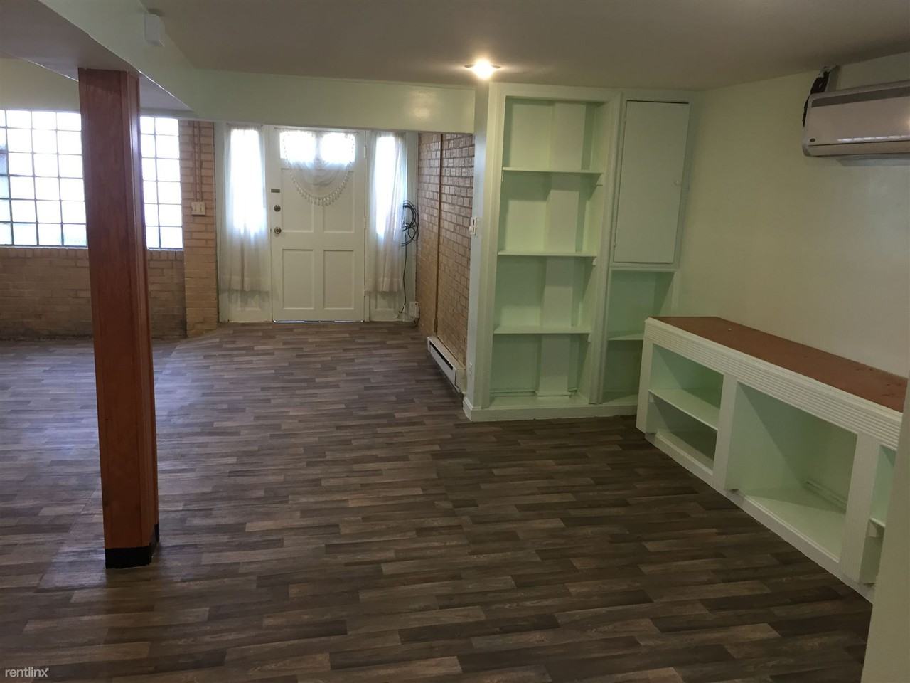 4906 22nd St N - Photo 2 of 10