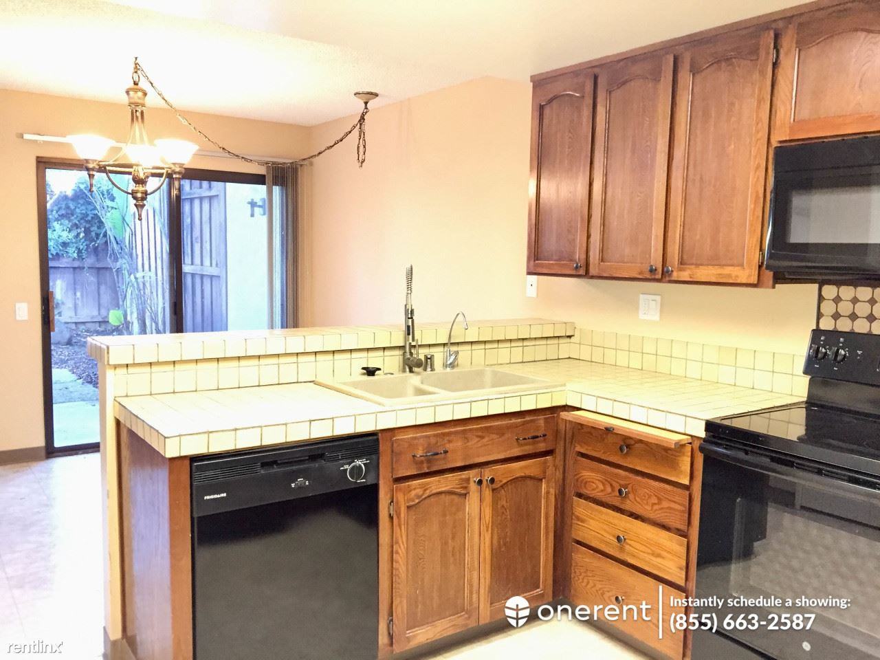 4833 Lago Vista Cir #NA - Photo 2 of 16