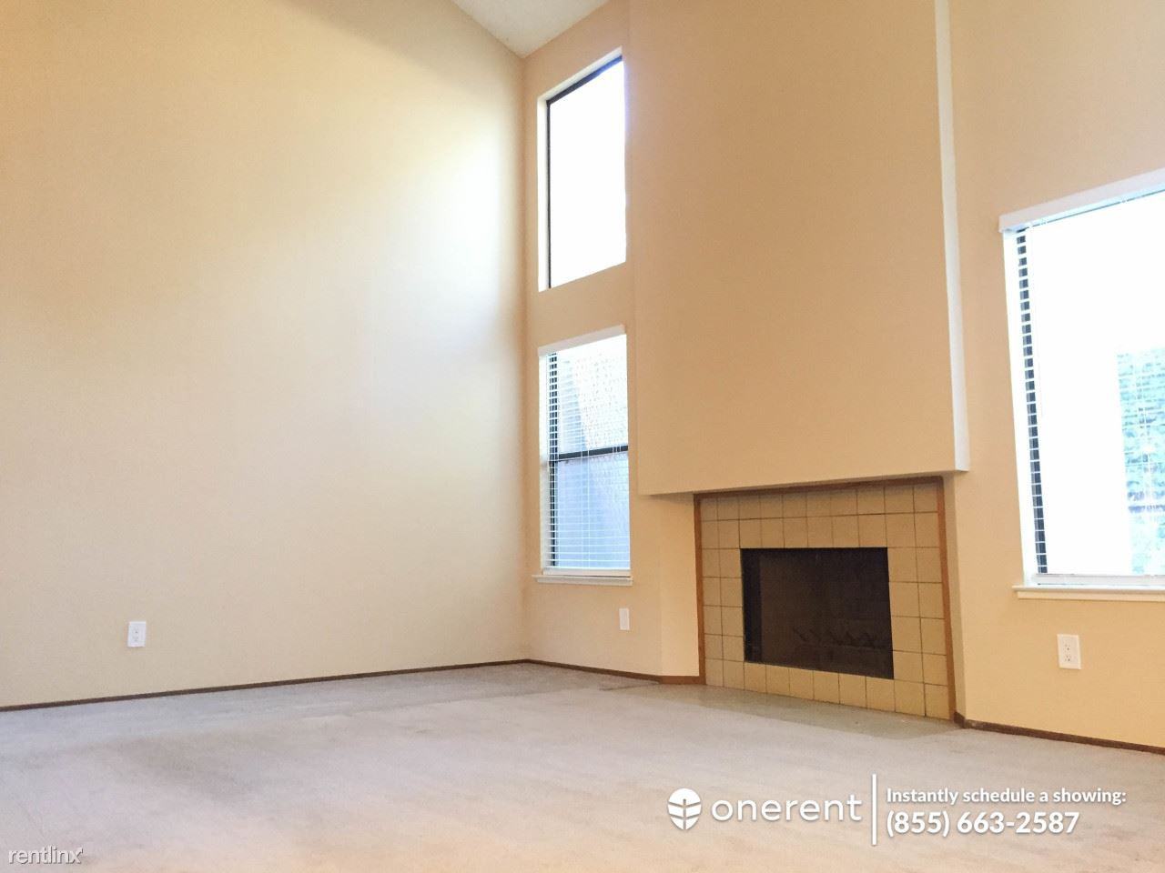 4833 Lago Vista Cir #NA - Photo 3 of 16