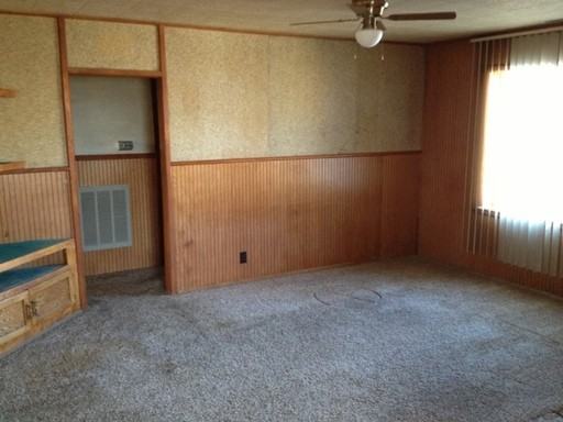 90 S 100 E St - Photo 3 of 10