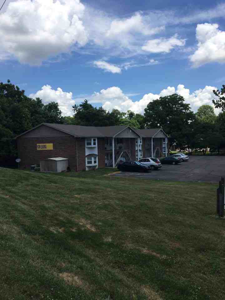 Jefferson Apartments 206 N Fourth St, Newburgh, IN 47630 Zumper