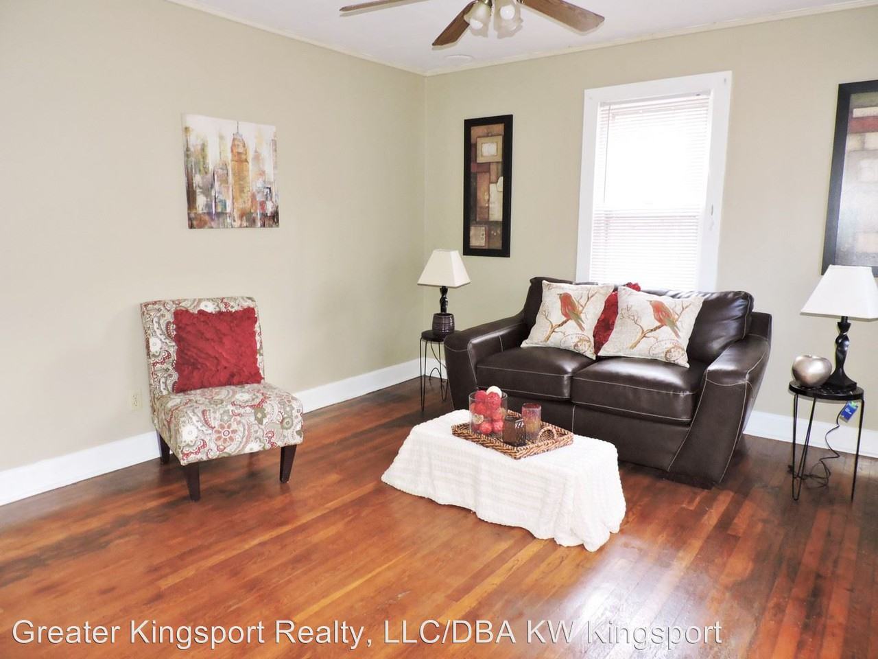 620 Scott St - Photo 3 of 15