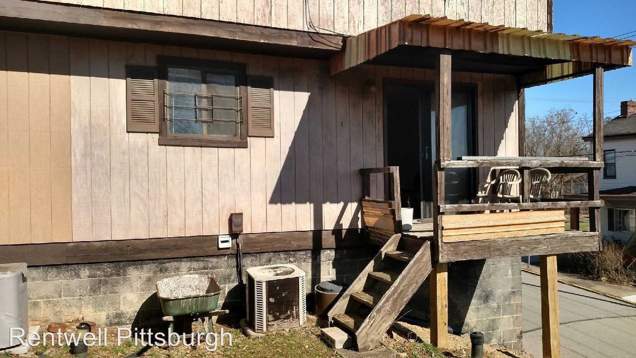 436 Sylvania Ave - Photo 2 of 4