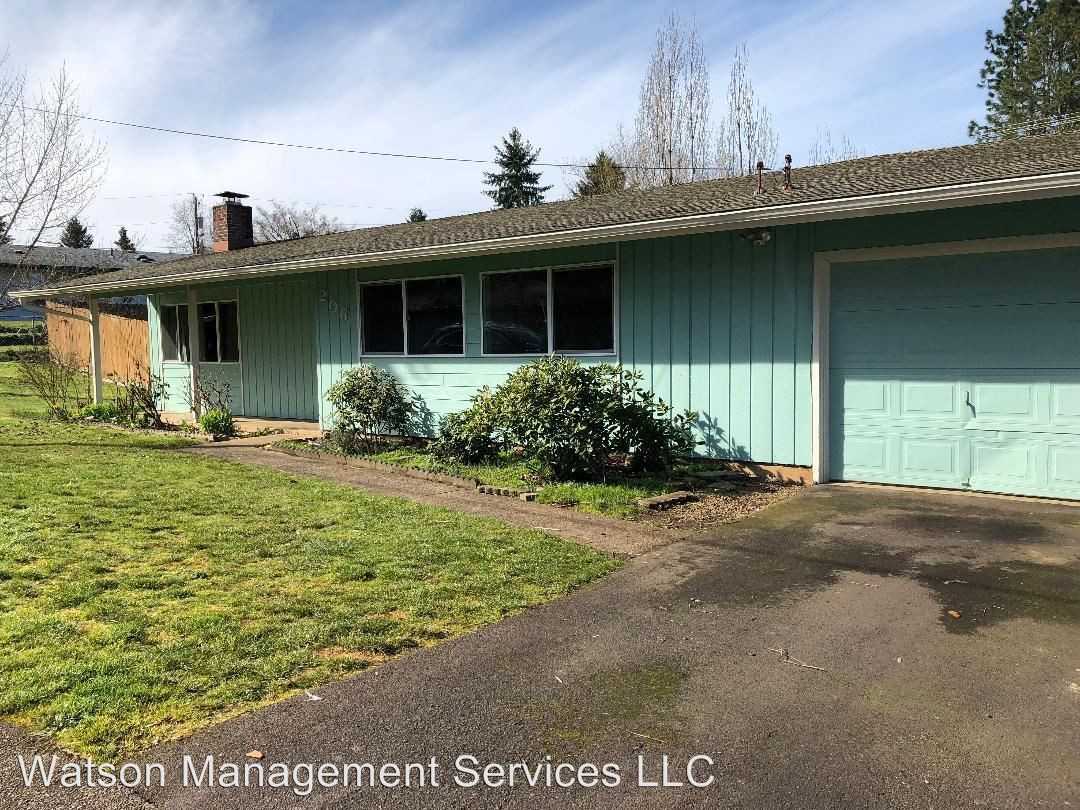 206 NE Cedar St - Photo 3 of 42