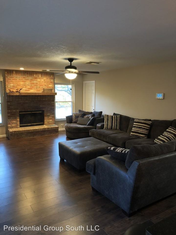 349 Prairie Dune Way - Photo 2 of 15