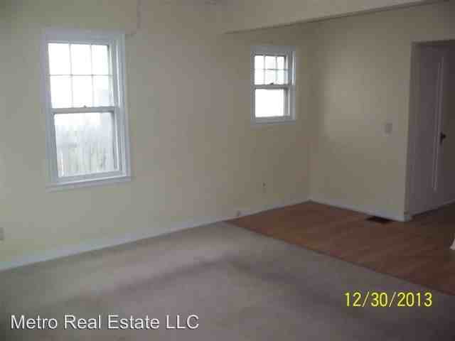 3105 Plaza Dr - Photo 2 of 13