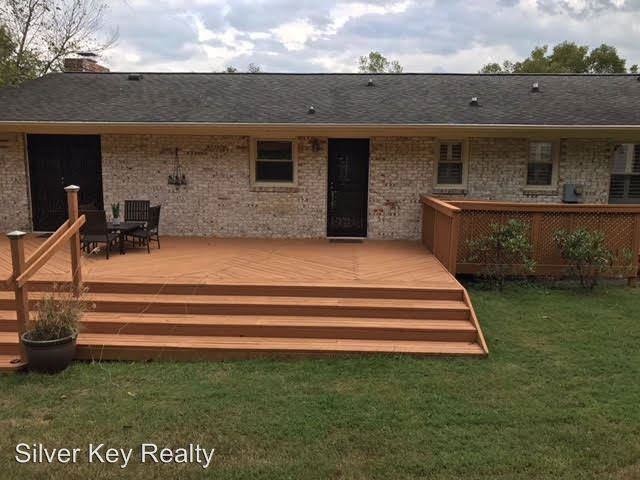 1704 Elmhurst Dr - Photo 2 of 21