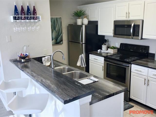 Retreat 138 - Photo 2 of 10