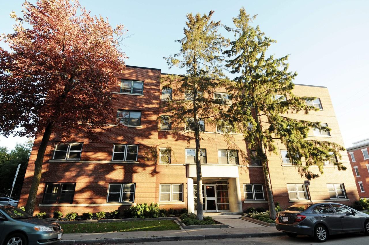 210 Stewart Street #18