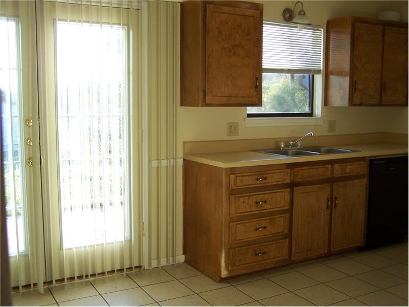 201 Jason Dr #B - Photo 6 of 20