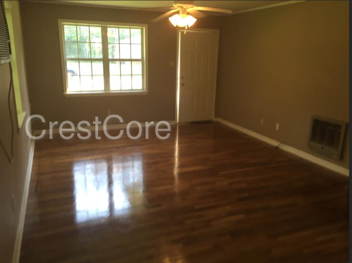 135 Navy Dr - Photo 3 of 8