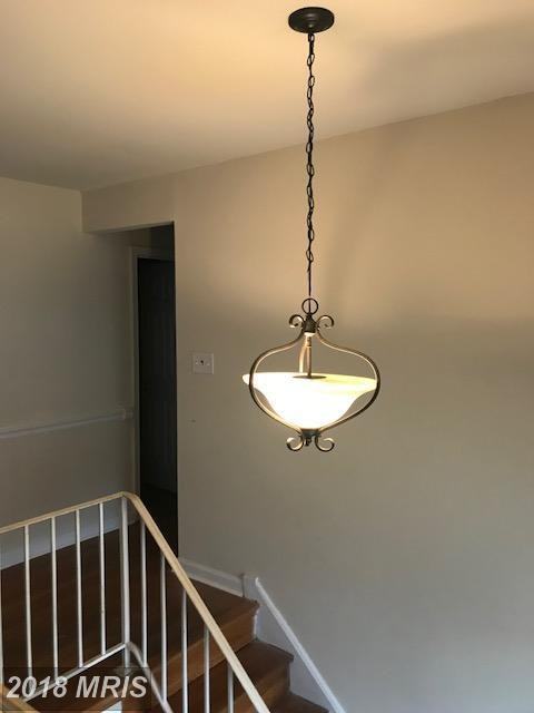 14702 Delano Dr - Photo 2 of 11