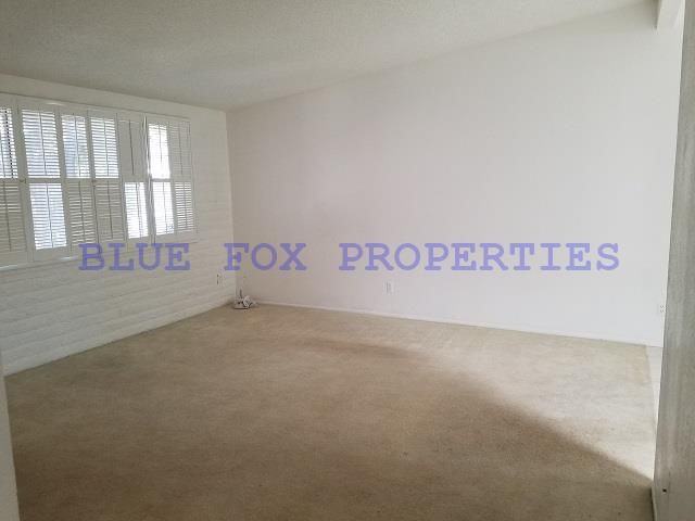 7429 N Stanton Pl - Photo 3 of 15