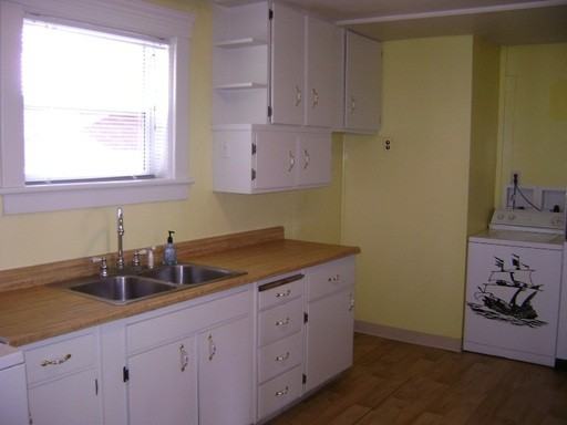 745 Aitken St - Photo 3 of 21