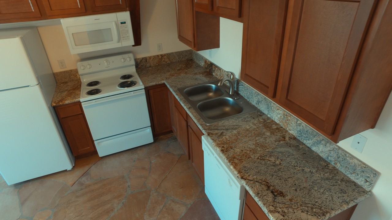 501 W Relation Street - Photo 3 of 4