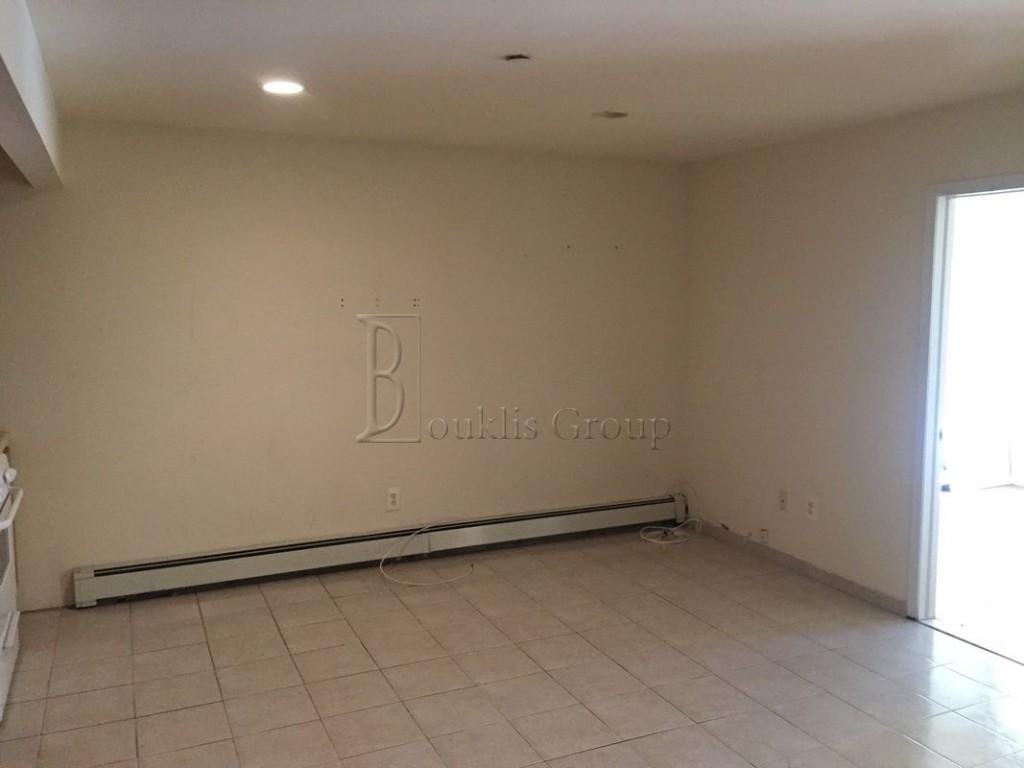 25-29 35th St #2B - Photo 2 of 6