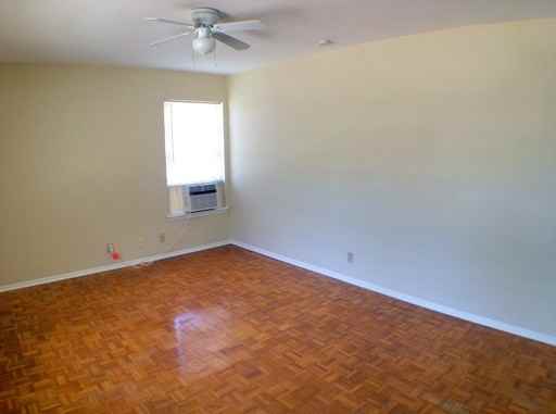 5022 Bayhead Dr - Photo 2 of 12