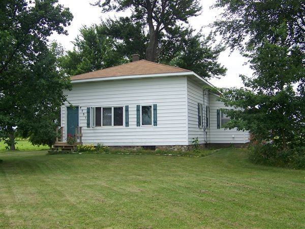 4781 104th Ave - Photo 2 of 9