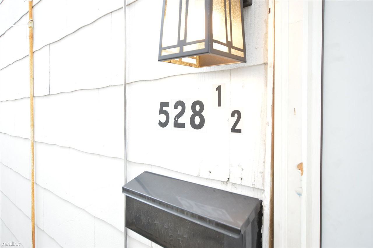 528 E Raymond St - Photo 2 of 12