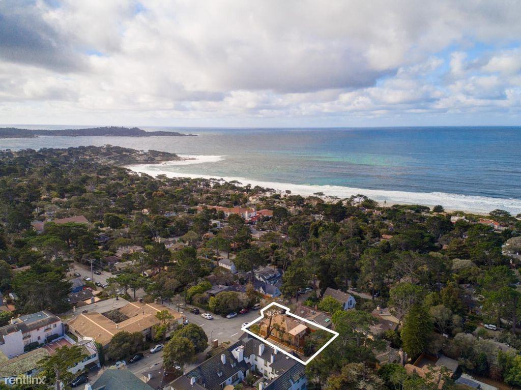 3762 Carmel Haven - Photo 2 of 10