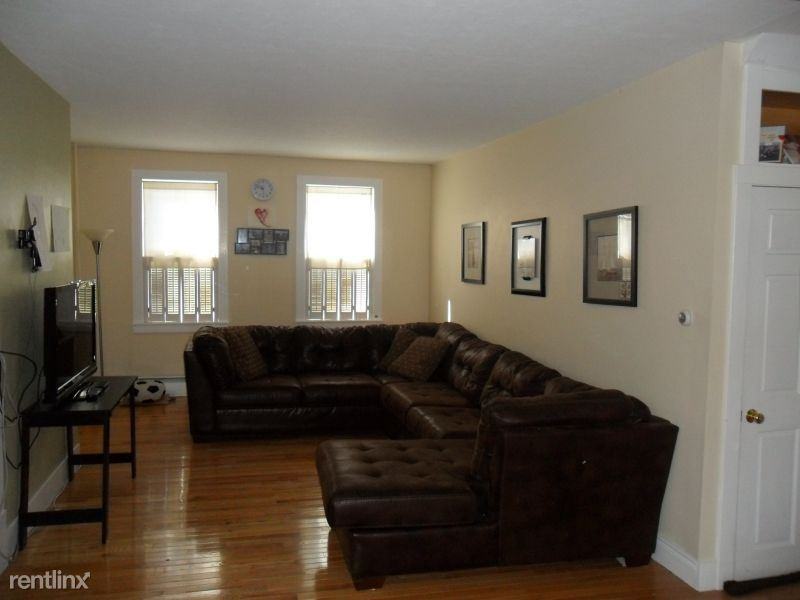 5 5th St - Photo 2 of 5