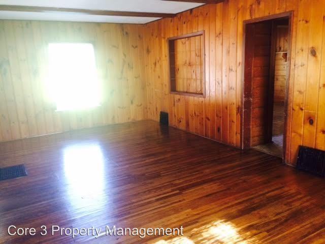 902 W Washington St - Photo 2 of 7