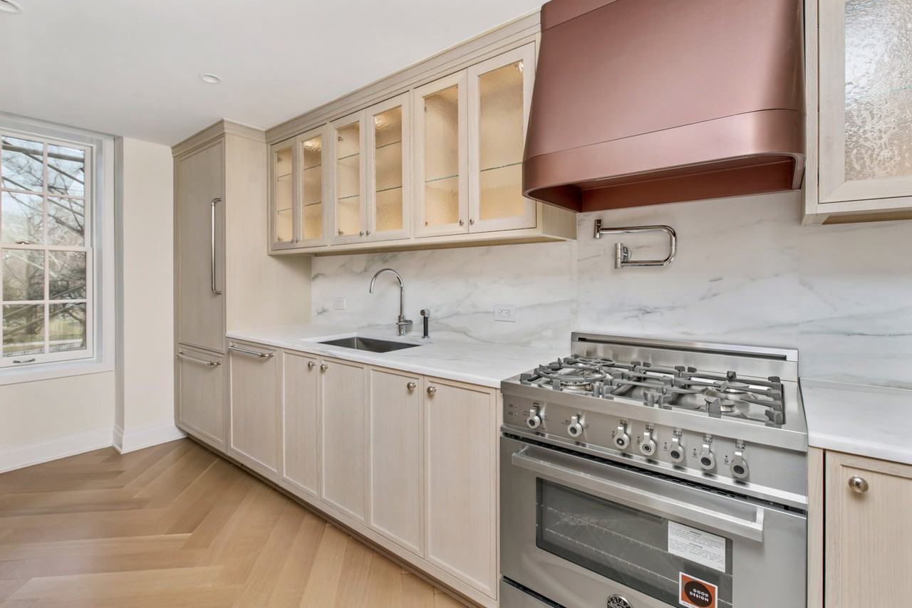 360 Central Park West - Photo 3 of 8