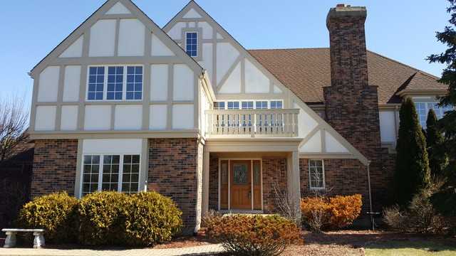 2107 Harrow Gate Dr - Photo 2 of 49