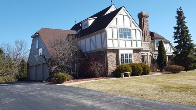 2107 Harrow Gate Dr - Photo 3 of 49