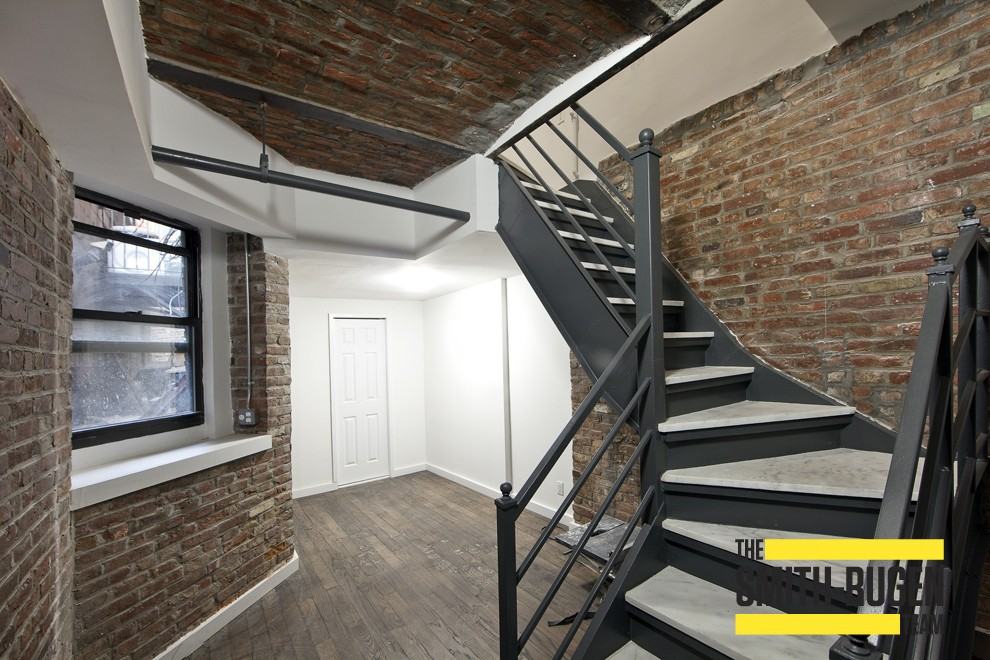 329 E 6th St - Photo 2 of 9