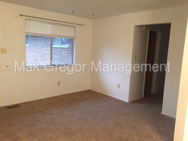 710 Redway Cir - Photo 3 of 4