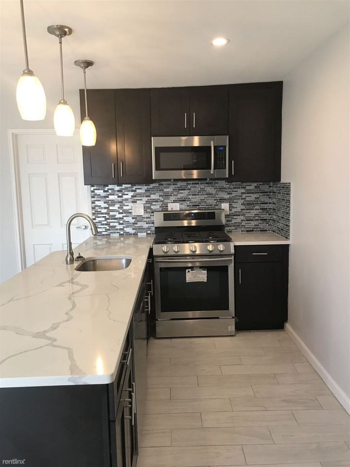 2200 Paterson Plank Rd - Photo 2 of 11