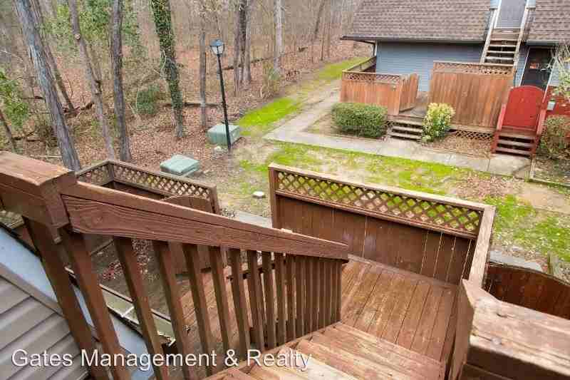 243 Summerwalk Cir - Photo 3 of 22