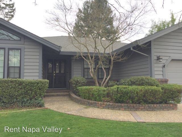 1574 Centennial Cir - Photo 2 of 22