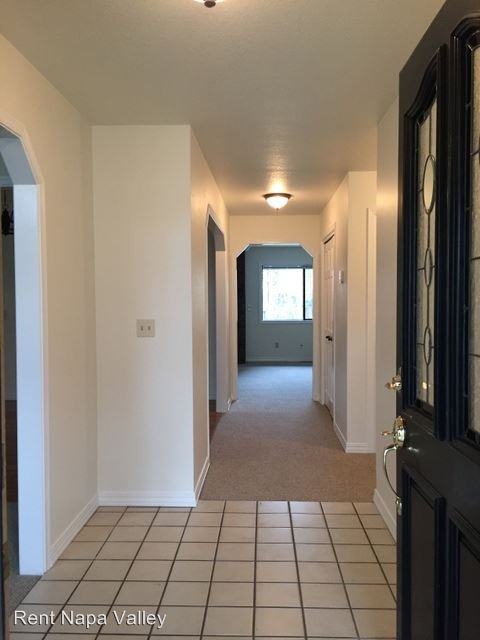 1574 Centennial Cir - Photo 3 of 22